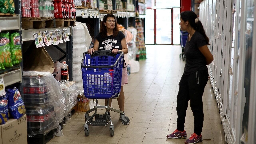 Economía - En Argentina, los alimentos triplicaron su precio en enero frente a hace un año