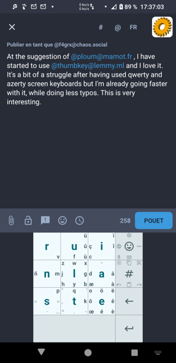 A screenshoot of this toot showing the thumb-key interface